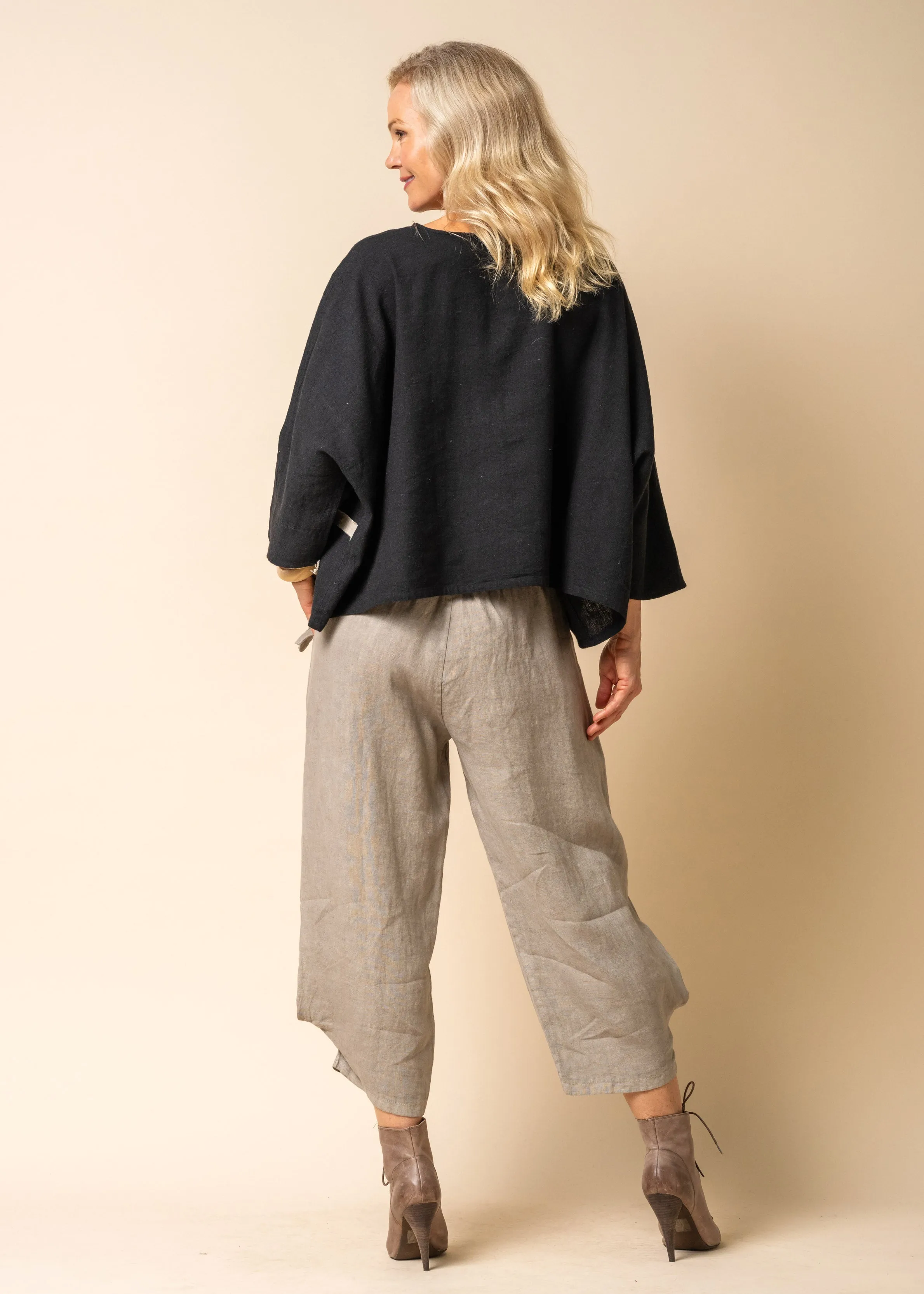 Archer Linen Top in Onyx
