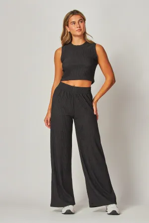 Black Crinkle Cropped Top & Lounge Pants Set 2/14/25 9607