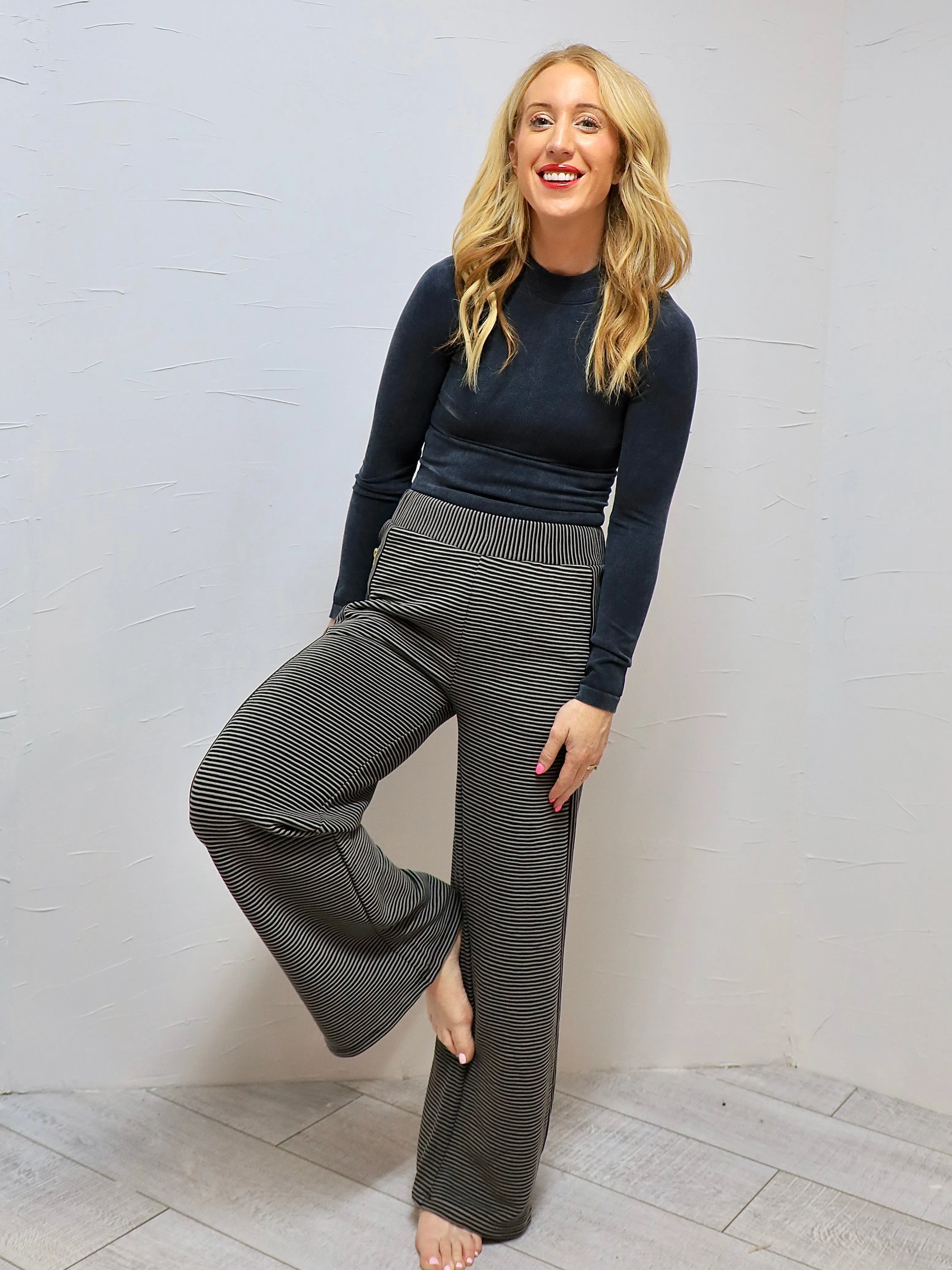 Come Here Wide Leg Bottom