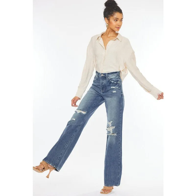 DISTRESSED JEANS