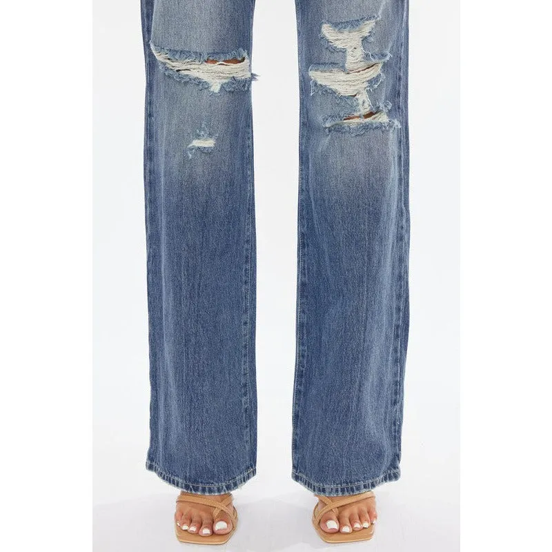 DISTRESSED JEANS