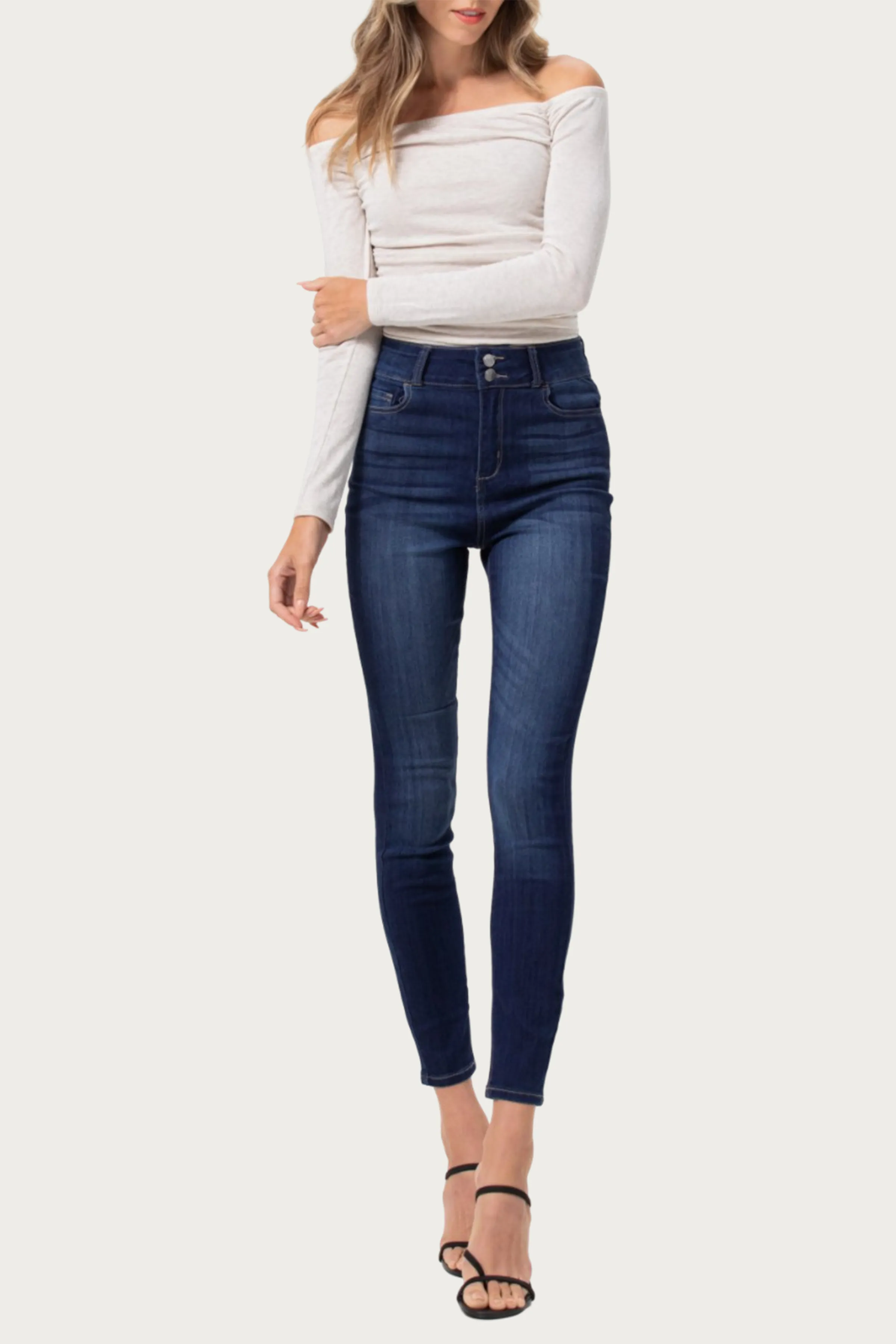 HIGH-RISE STRETCH SKINNY JEANS