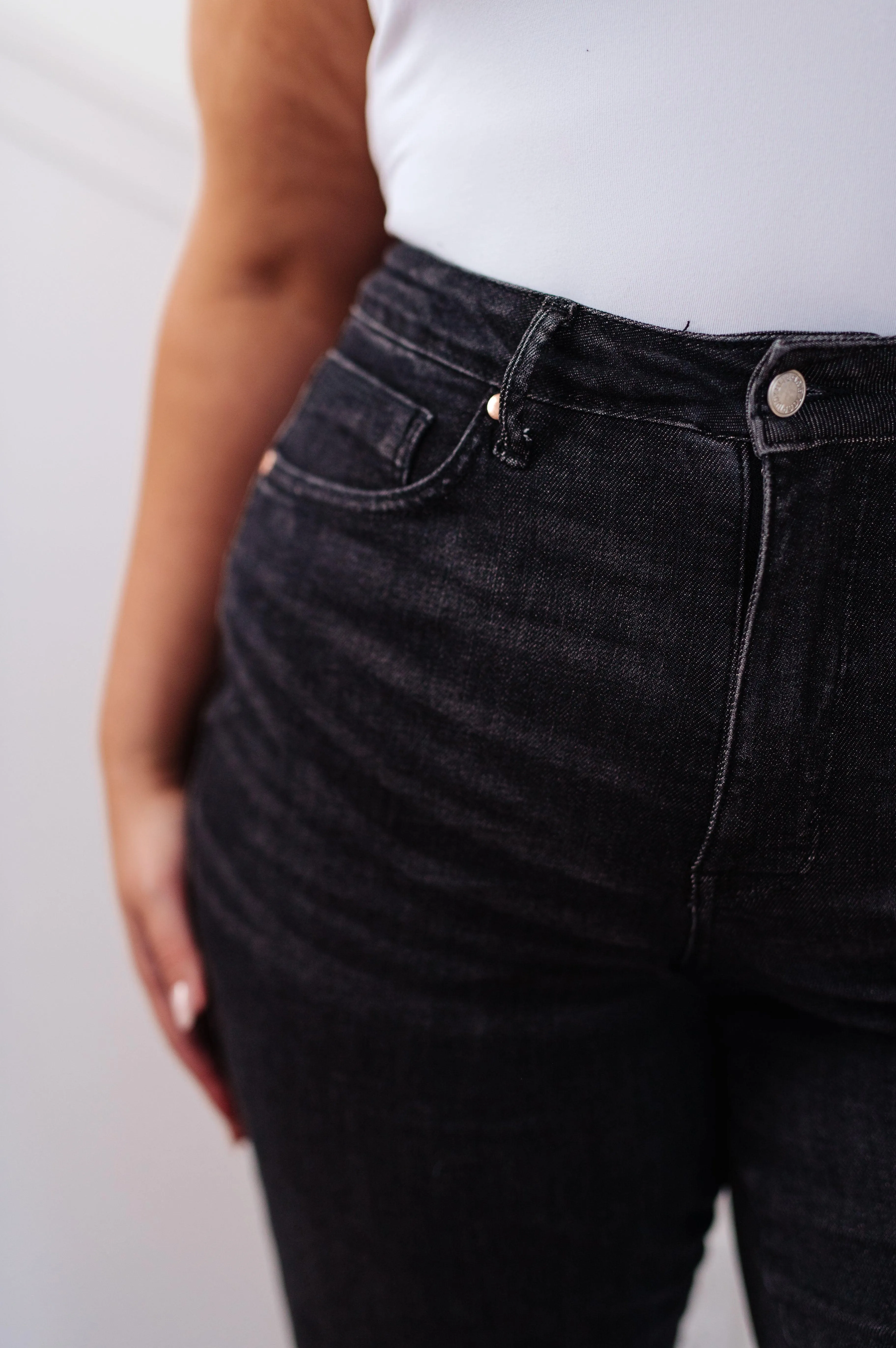 Joan High Rise Control Top Straight Jeans in Washed Black - Judy Blue
