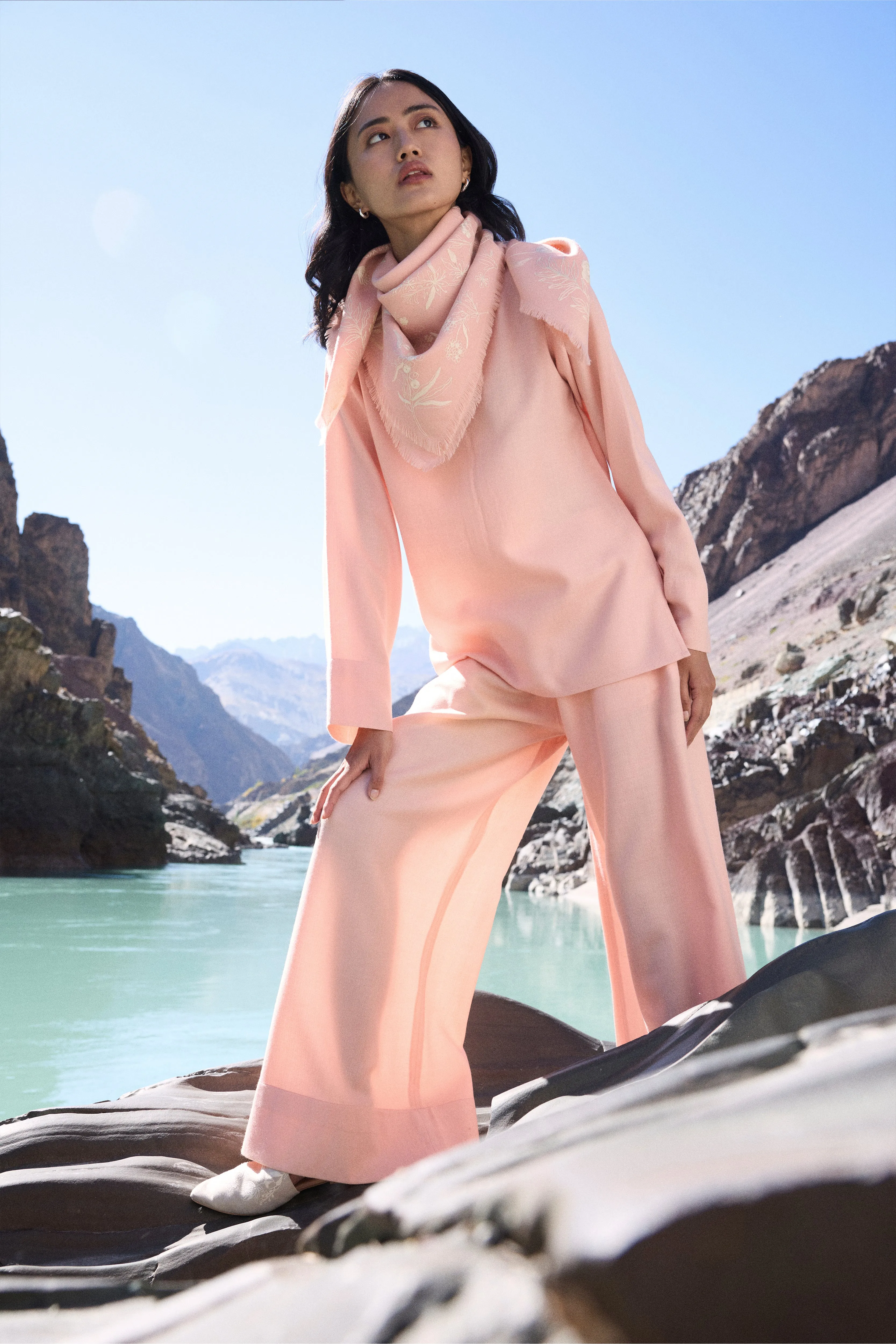 Panamik Woollen Top (Dusty Pink)