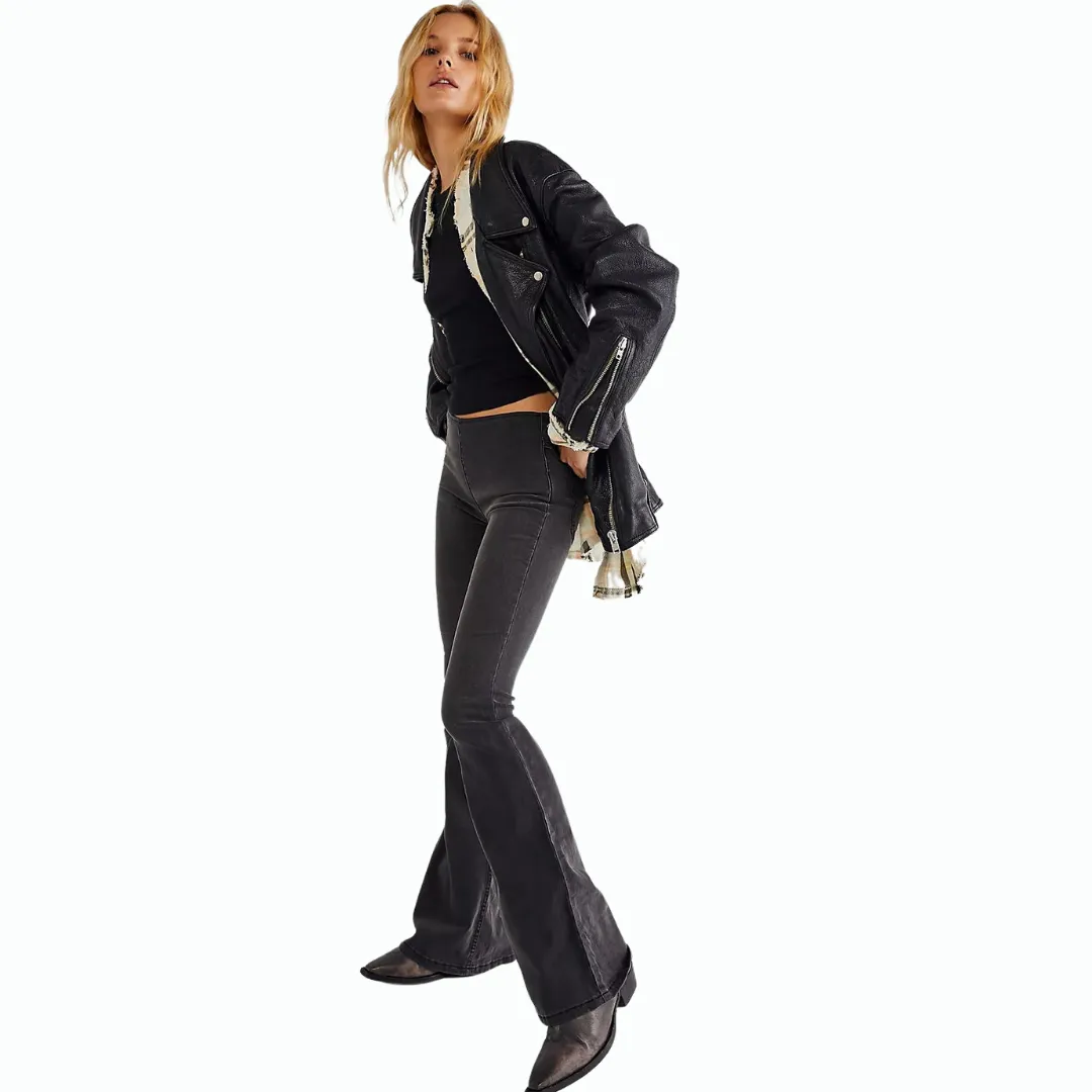 Penny Pull-On Solid Flare Jeans