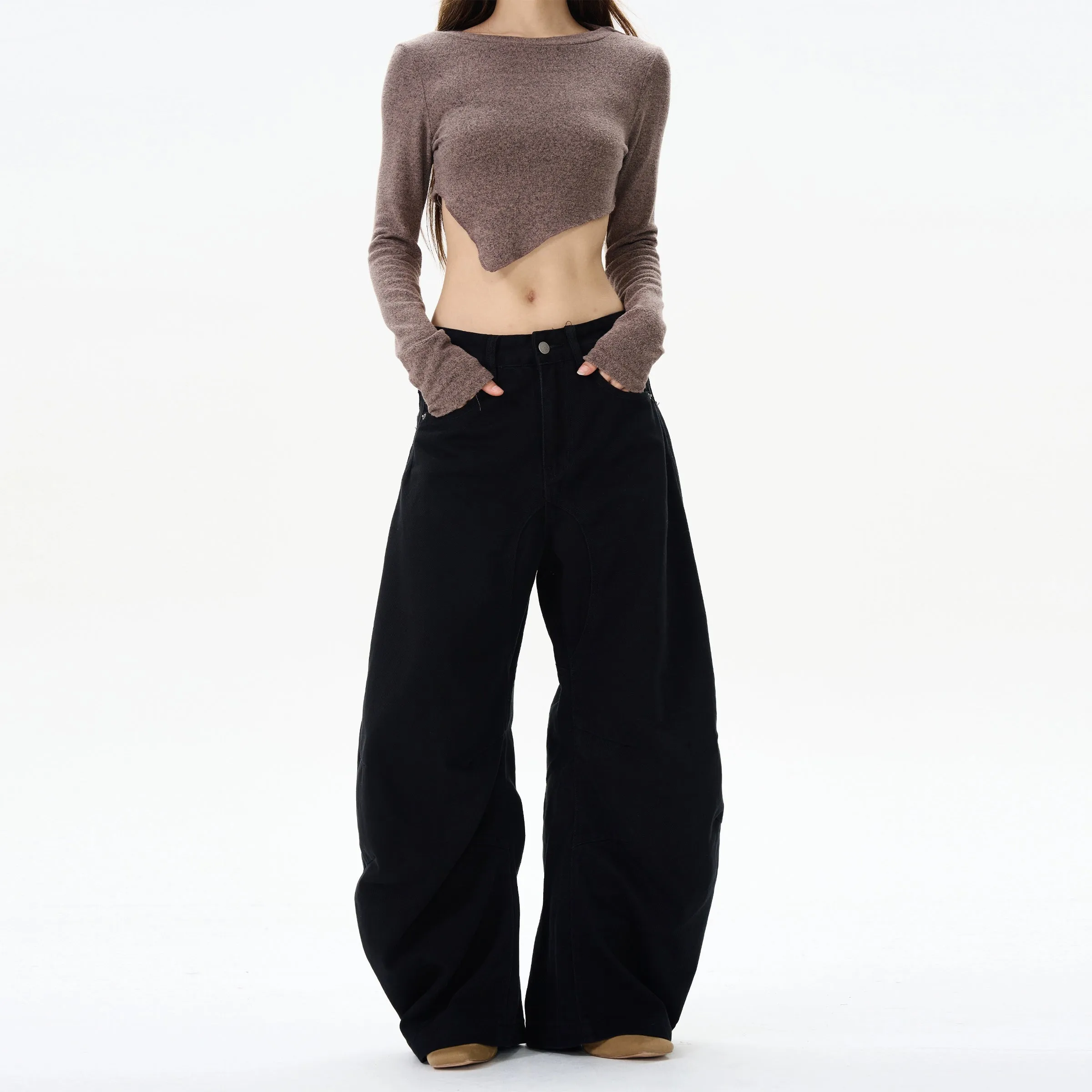 Retro Wide-Leg Scimitar Jeans