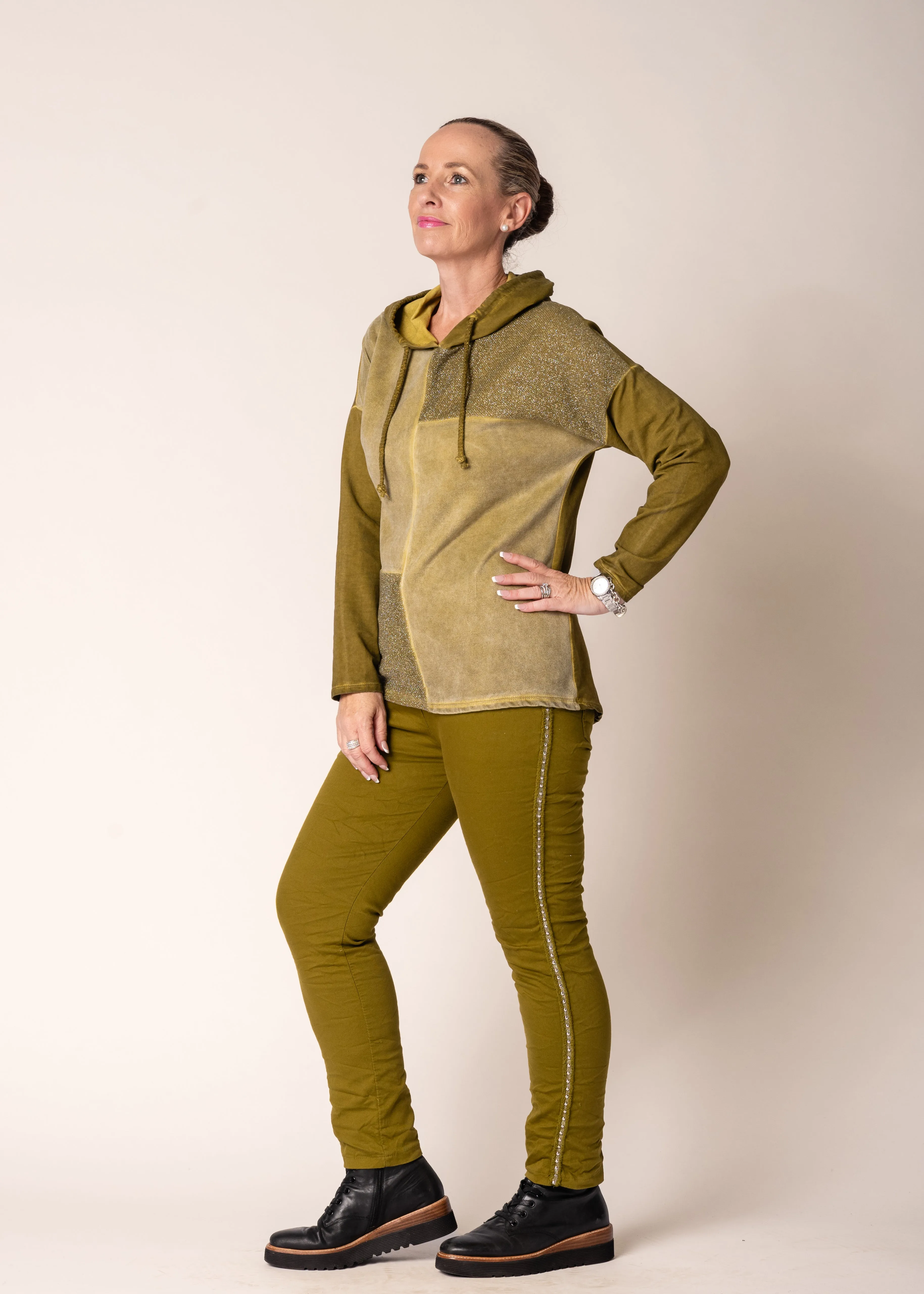 Rika Top in Green Olive
