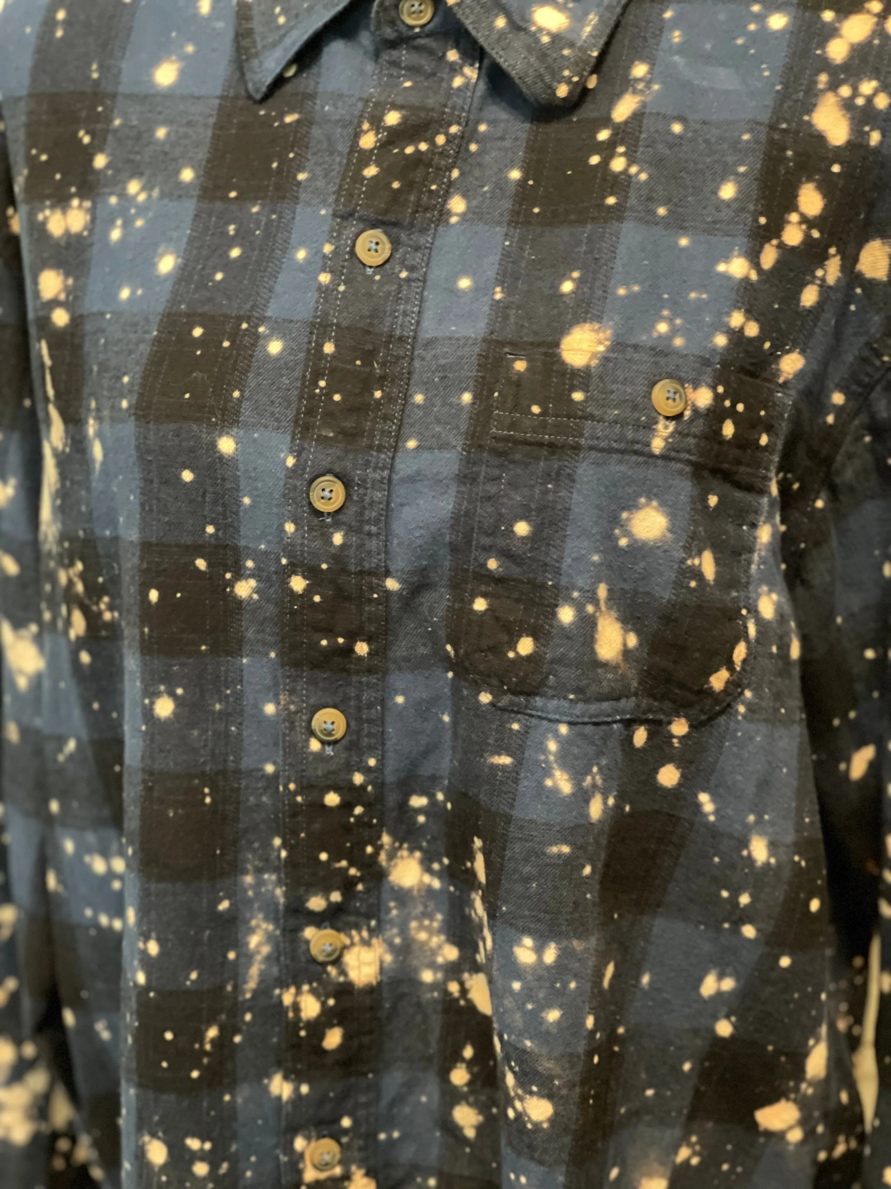 Sarah Distressed Flannel ~ Unisex Size Large