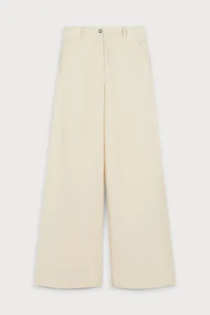 SUMPTUOUS WOOL TROUSERS WITH MODERN ELEGANCE