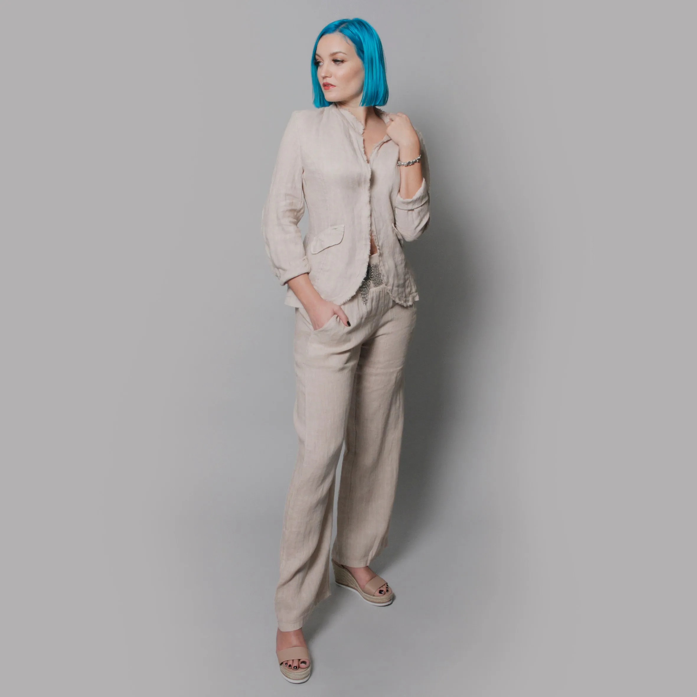 The Linen Blazer