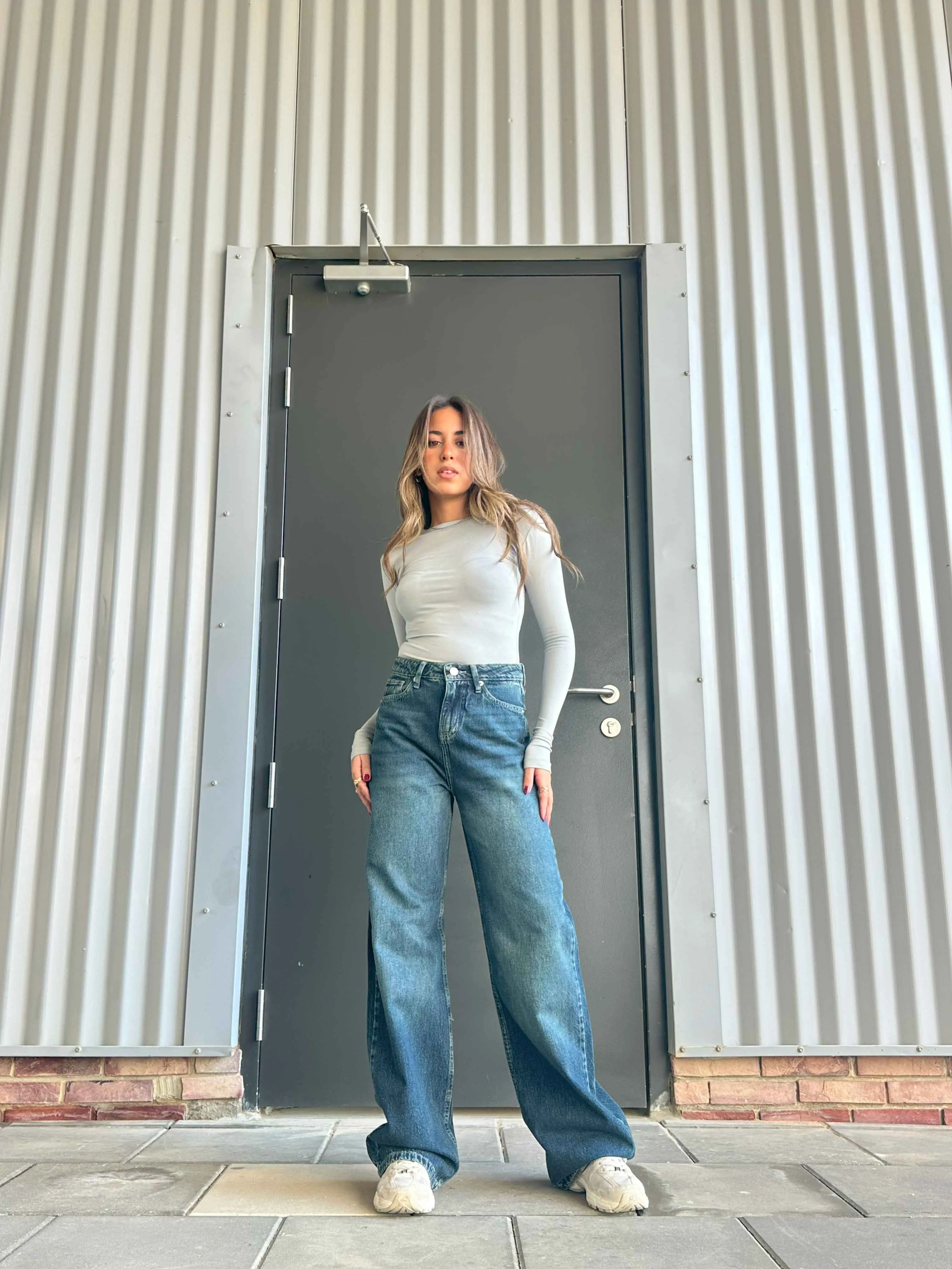 Wide Leg - Mid Vintage Blue Green Jeans.