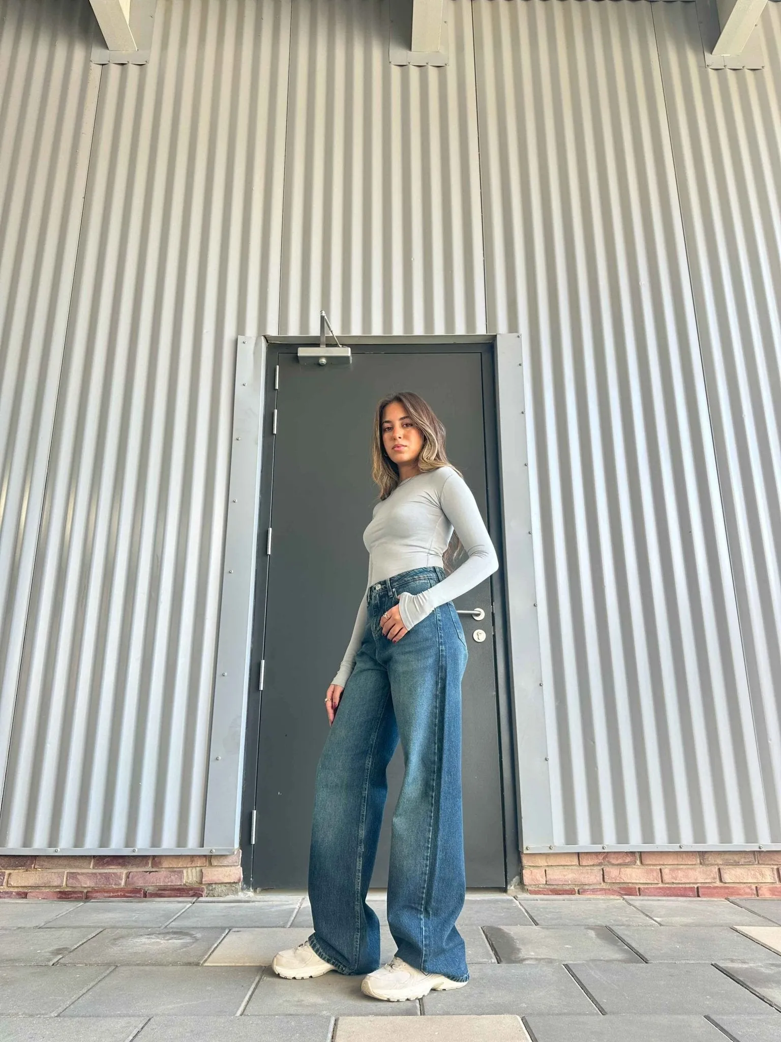 Wide Leg - Mid Vintage Blue Green Jeans.