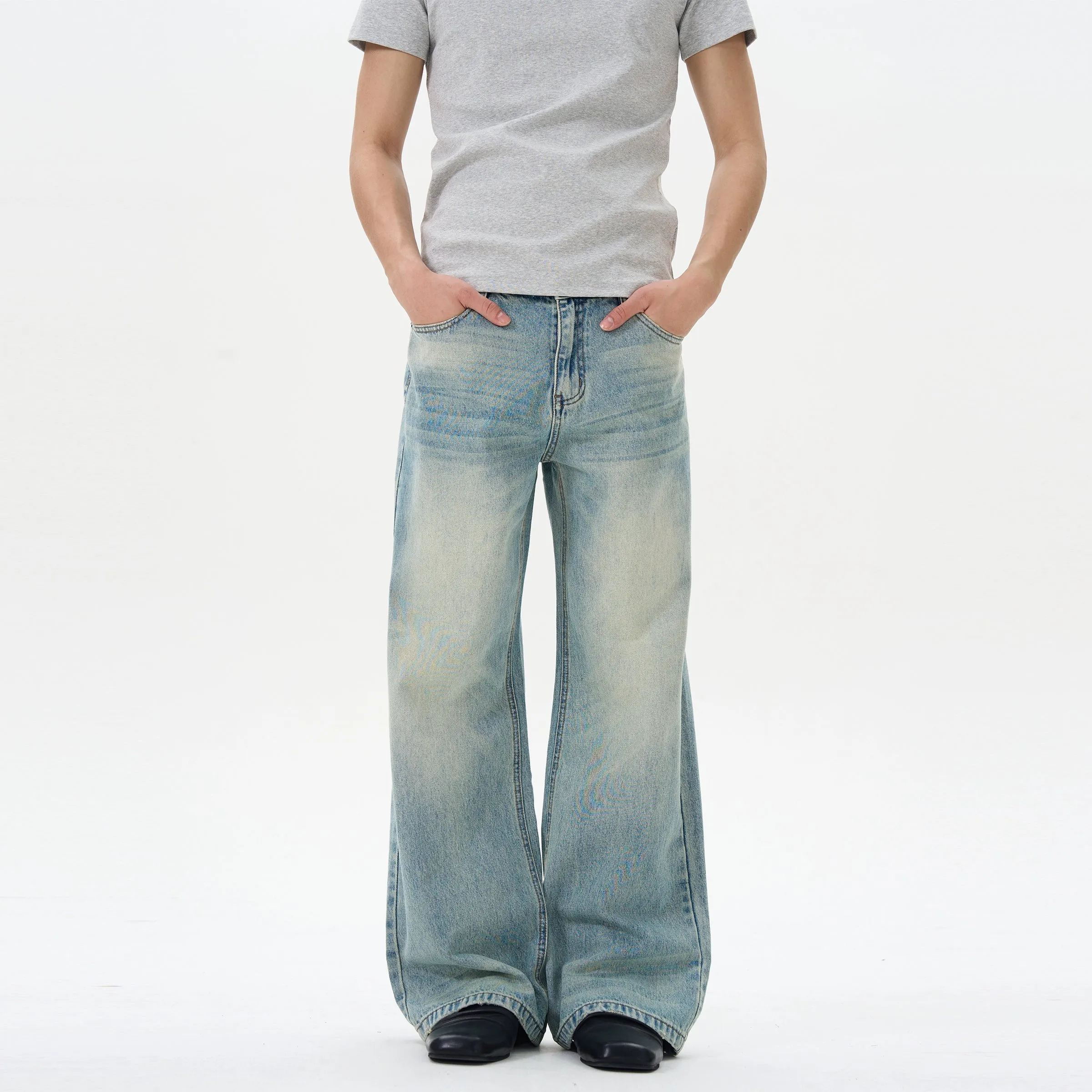 Wide-Leg Washed Jeans